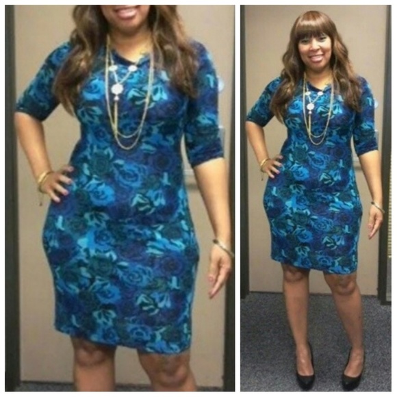 Dress - Picture 5 of 5